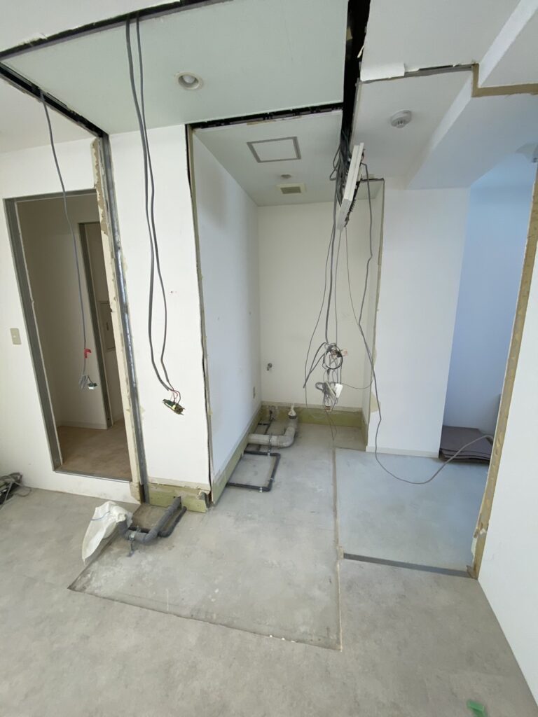 解体工事　神戸市元町